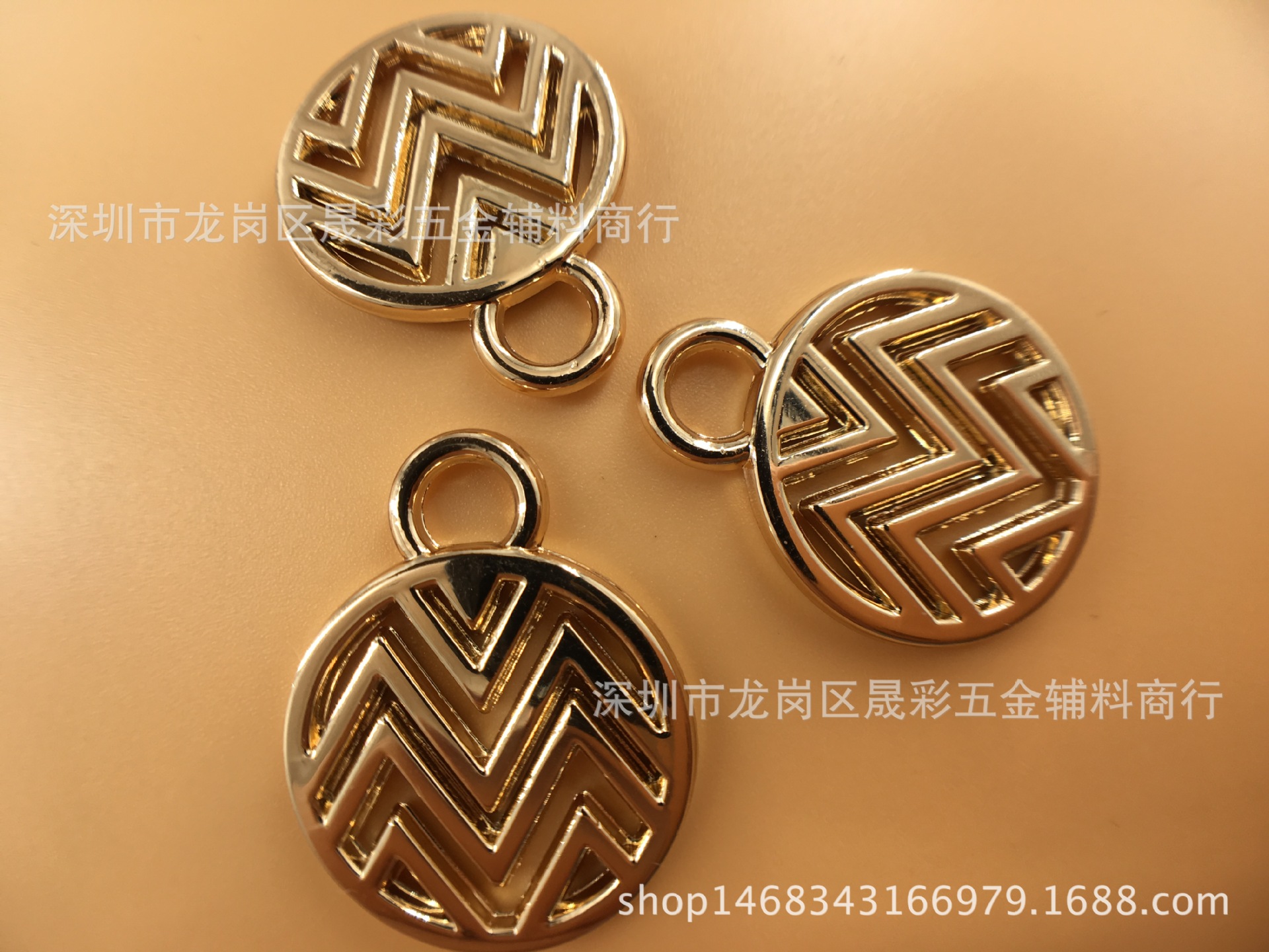 圆形金属吊牌 波浪条纹拉链片 钥匙扣 泳衣内衣金属饰扣 头饰吊牌