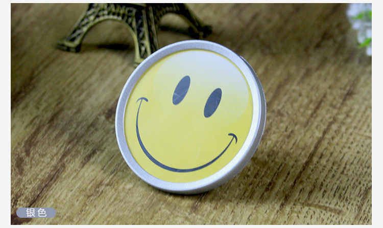 6006笑脸胸牌_09