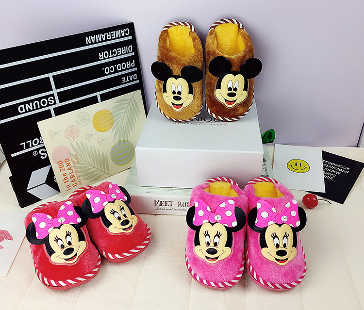 Pantoufles enfants en suède WISDOM YARD - Ref 1027248 Image 4