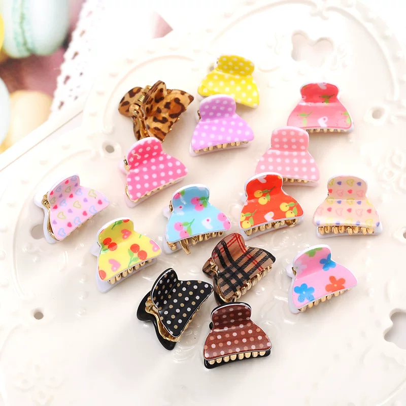 Small crab pin, hairgrip, hair accessory, bangs