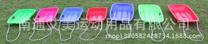 户外成人儿童滑雪板 大小号滑草板滑沙板送滑雪铲