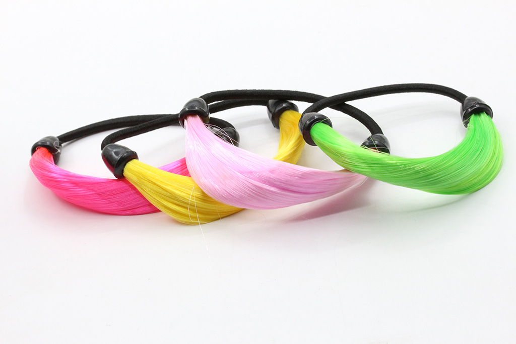 Europäische Und Amerikanische Supermodel Show Pferdes Chwanz Twist Hairring Fluor Zierende Farbverlauf Perücke Gummiband Haars Eil Großhandel Hot Sale display picture 1