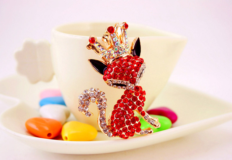36g Weight Alloy, Metal Material Fox Pattern Unisex Gender Pink, Purple, Red, Blue, Black Color Korean Creative Cute Cartoon Crystal Crown Little Fox Keychain 11