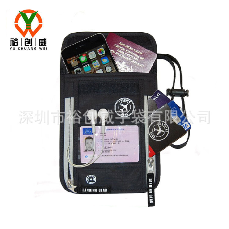 2529624398_1454858602