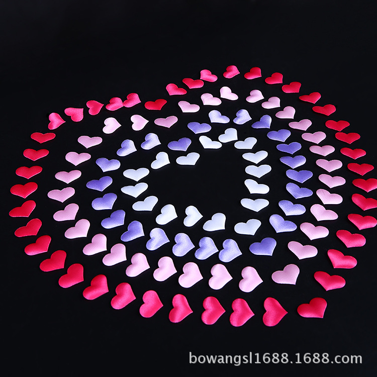 Venta caliente transfronteriza tamaño pequeño Amor Esponja pétalos mano lanzando flores sala de bodas diseño en forma de corazón cama esparciendo flores 2cm2000