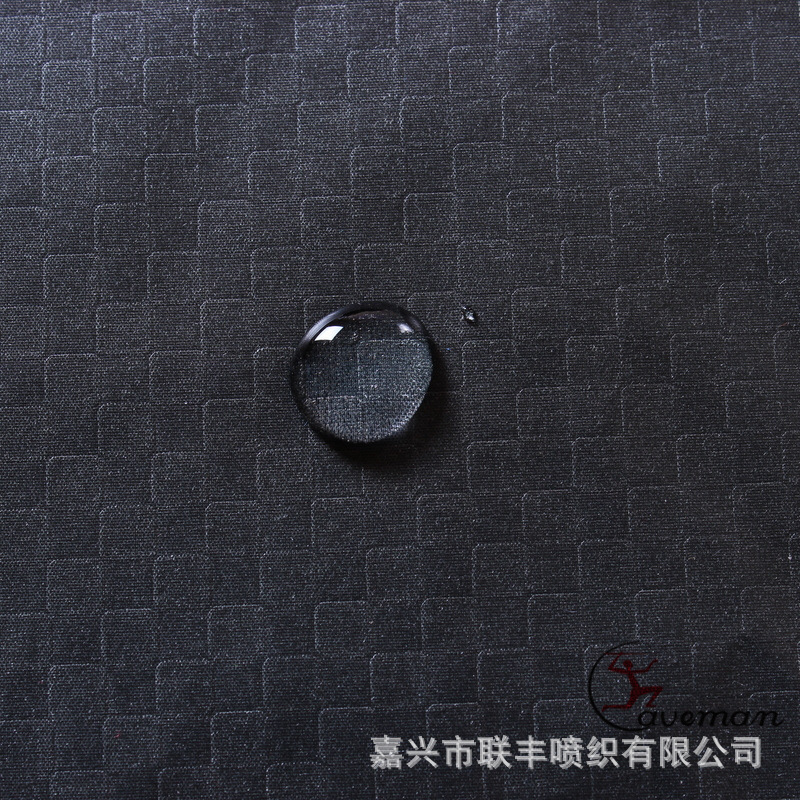 供应全涤酷丝绵立体压花 优质防水夹克棉衣冲锋衣羽绒服服装面料