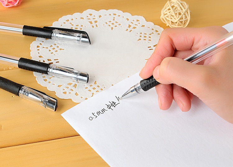 Basic Style Creative Stationery Office Supplies Gel Pen Signature Pen 0.5 Black Pen