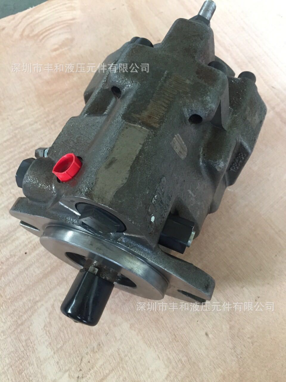 供应高品质美国派克派克变量柱塞泵PAVC100R42M22变量柱塞