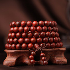 Wholesale high density old material small leaf red sandalwood bracelets 108 pieces high oil smooth grain Zambian blood sandalwood beads GSC02
