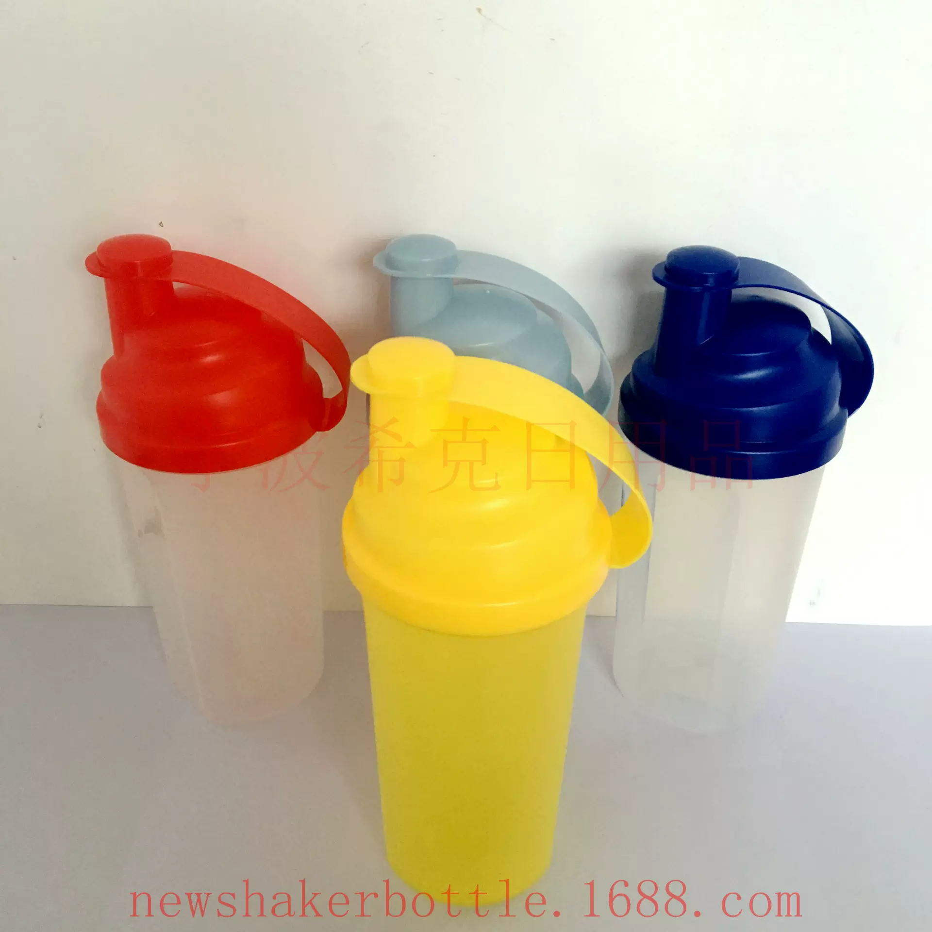 希克厂家700ml蛋白粉滤网塑料pp运动摇摇杯密封杯运动水杯