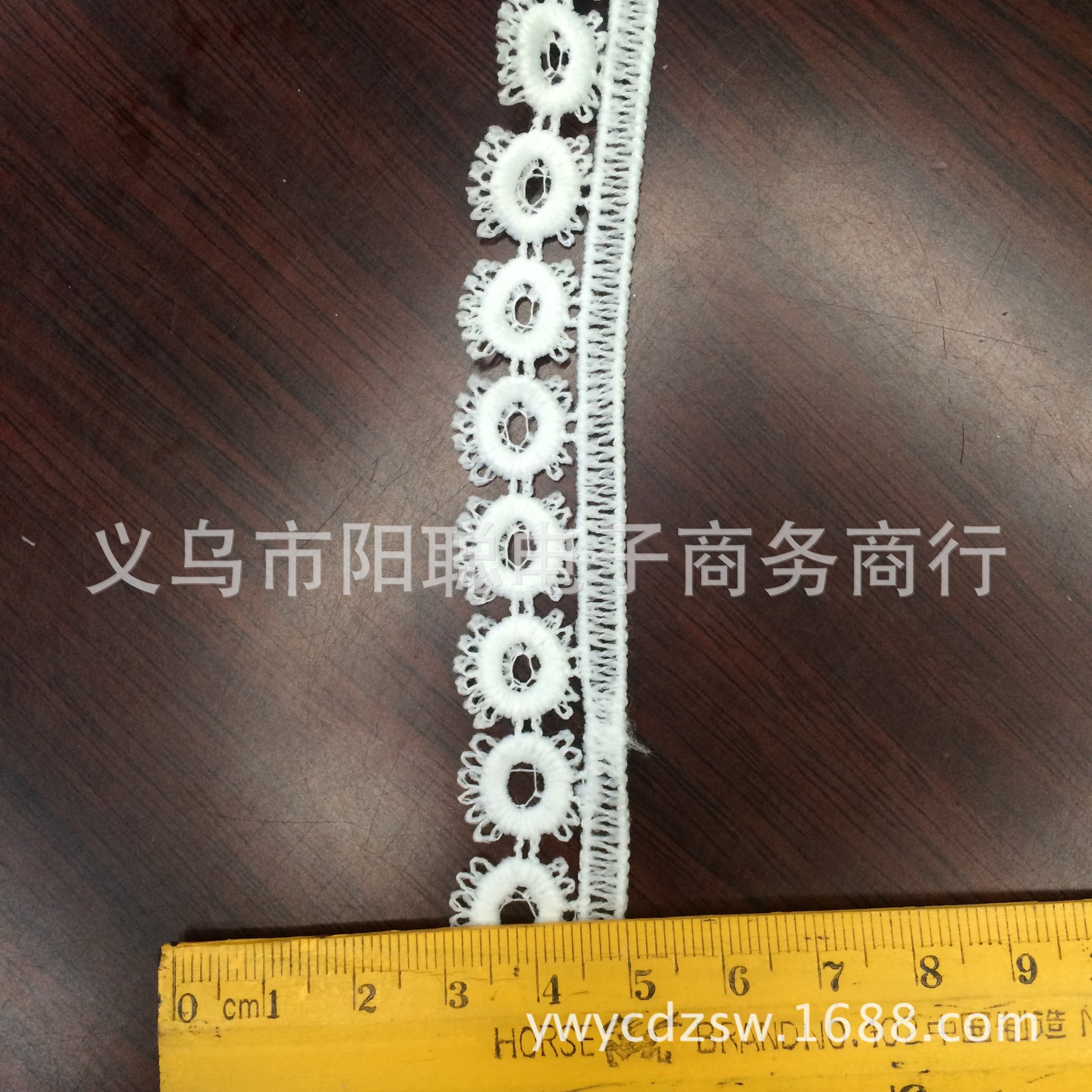 眼睫毛花边尺寸图