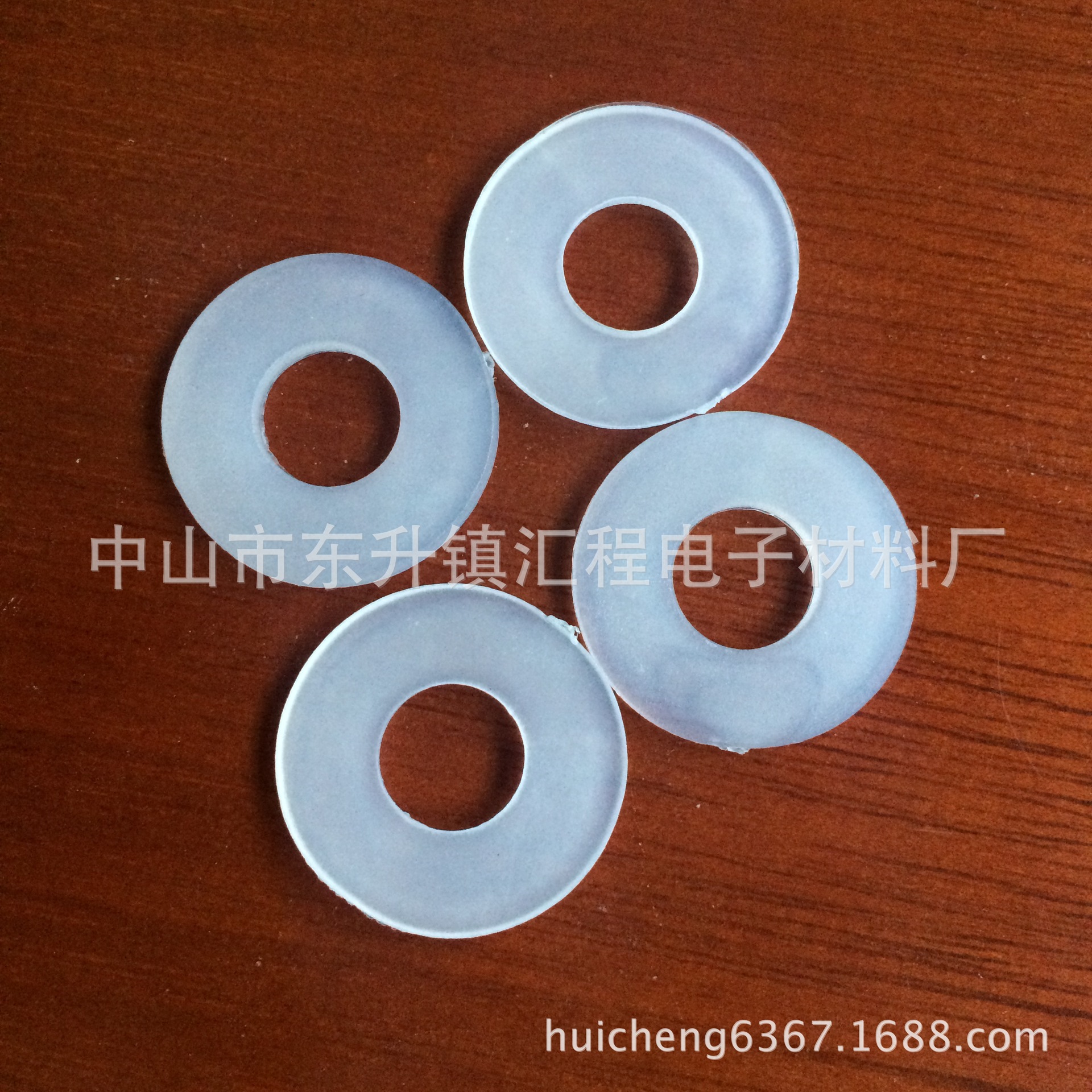 厂家供应蓝牙数码音箱硅胶防滑脚垫 硅胶密封防水圈 圆形自粘硅胶