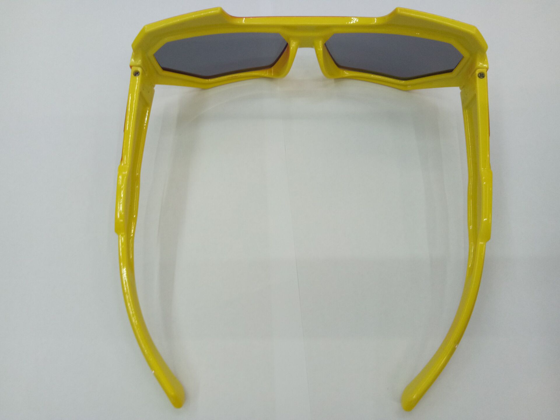 153D33A879D34587B2E0B9F4258812