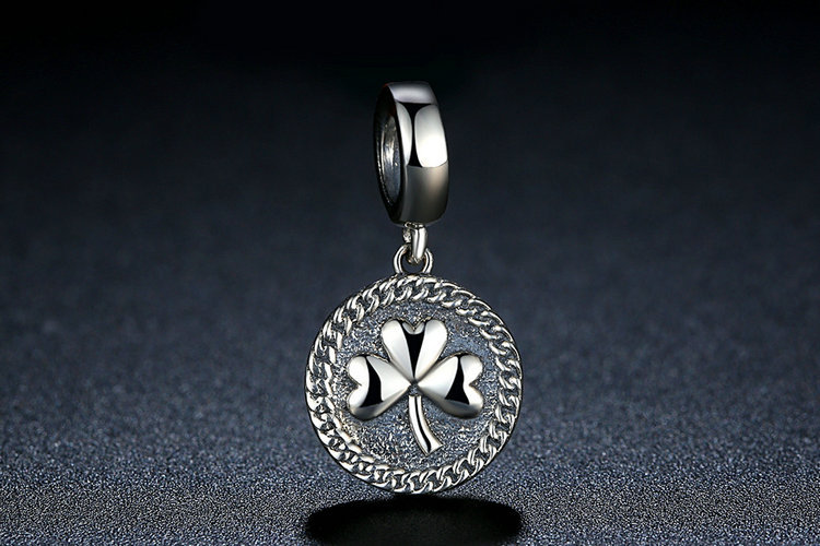 New Sweet S925 Sterling Silver Clover Necklace Pendant Design Women Fashion Jewelry Accessories DIY Pendant