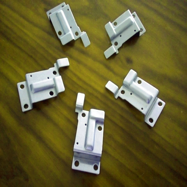 厂家生产 散热片 五金冲压件 铝片 装配产品