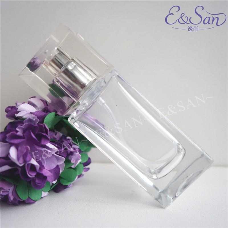 厂家批发PT170-30ML透明方形玻璃香水瓶、铝喷四方盖化妆品分装瓶