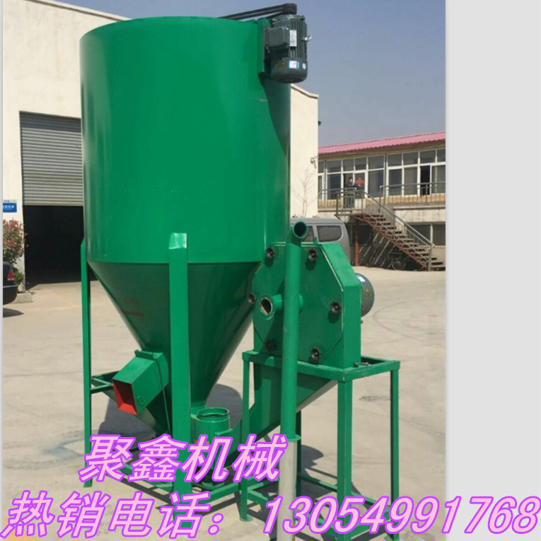 立式自吸式饲料搅拌机图片