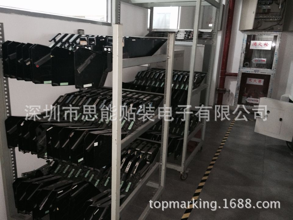 UIC环球Genesis系列金色44MM飞达 feeder 51458701