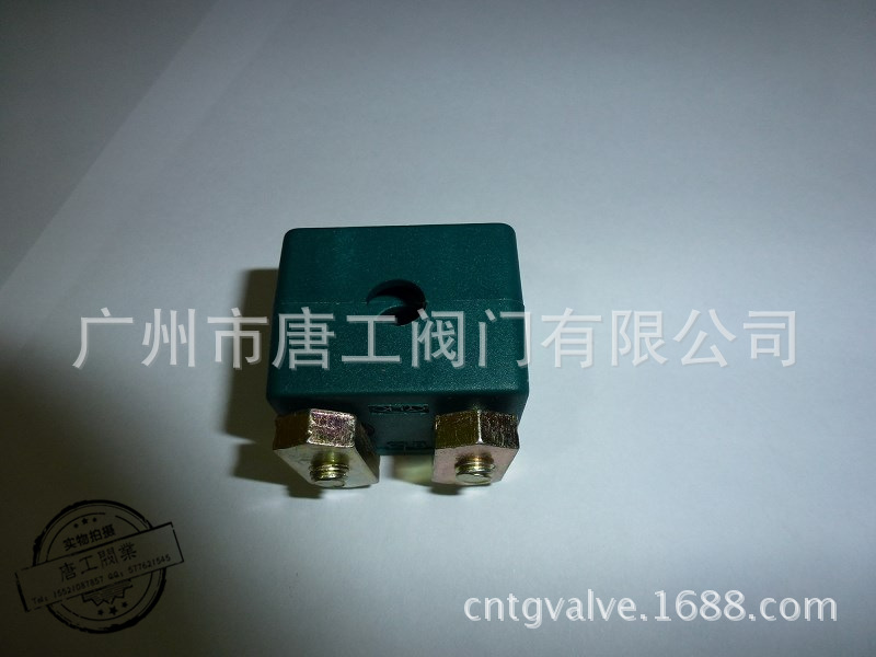 厂家直供导轨管夹 导轨管卡 导轨固定卡 导轨专用管夹 轻型塑料夹