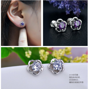 New Fashion Crown Diamond Copper Plated White Gold Four-claw Crystal Stud Earrings For Women Wholesale display picture 28