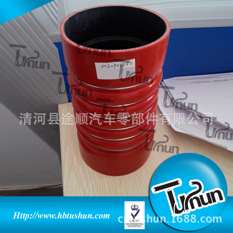 厂家批发Benz卡车中冷器硅胶管4钡5环0005016082