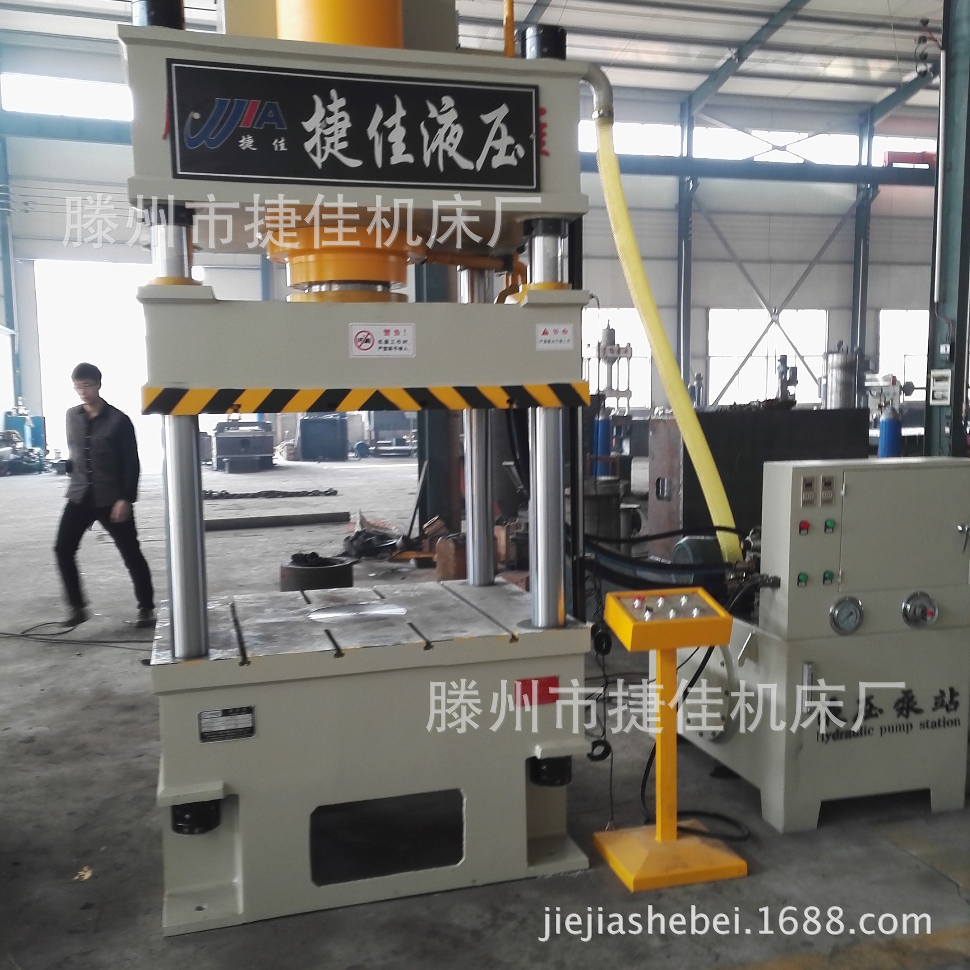 200吨四柱拉伸机，500吨封头拉伸机设备四柱液压拉伸机