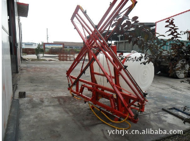 厂家喷雾器供应300L打药机拖拉机配打药机3W 300拖拉机弥雾器