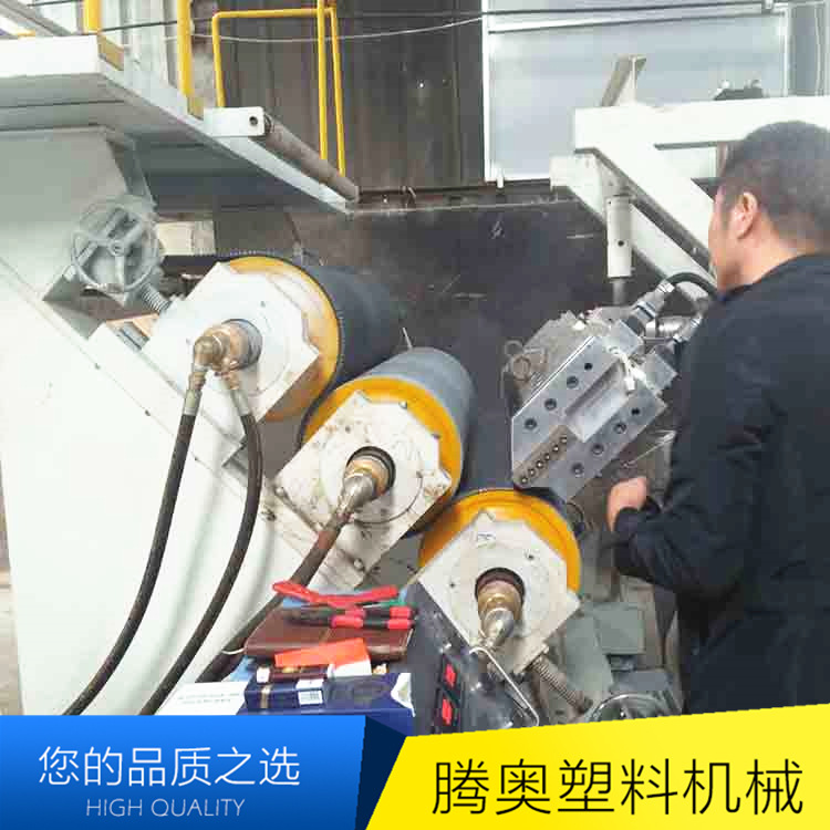 厂家批发PVC压延地垫设备 耐久性强地毯设备 【图】