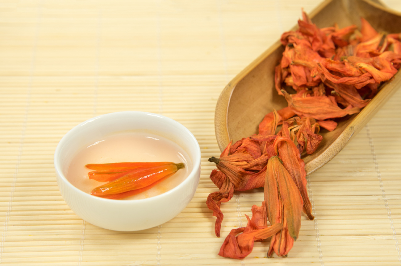 Dried Lily Flower Bai He Hua Loose Herbal Tea 500g quality and texture
