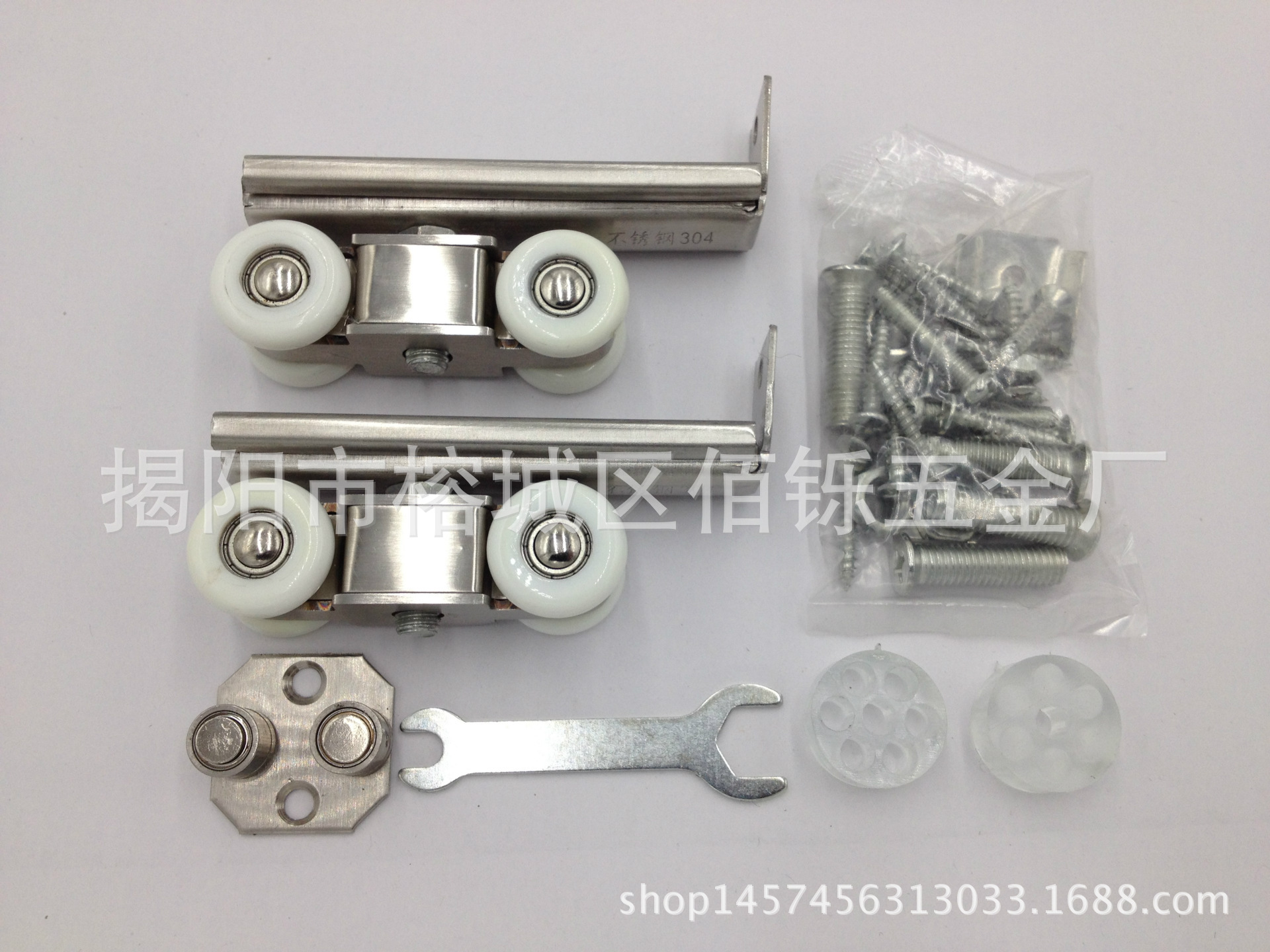 供应佰铄不锈钢4轮木门吊轮、不锈钢吊轮、吊轮