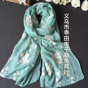 All-match new three-dimensional embroidered fresh big flower embroidered cotton scarf ladies cotton and linen shawl wholesale