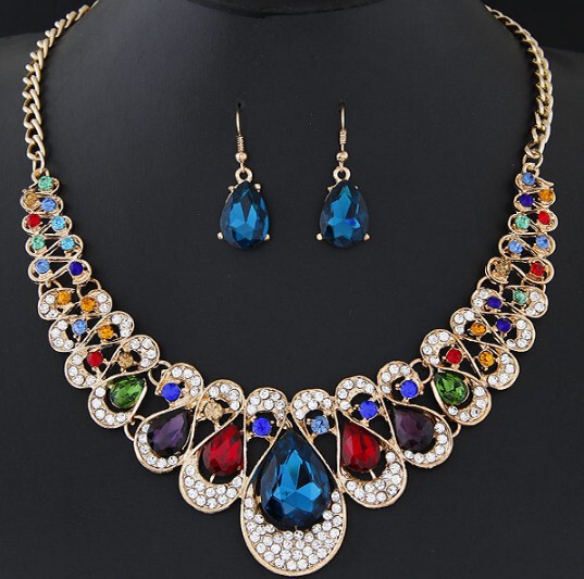 Elegant fashionable accessory
