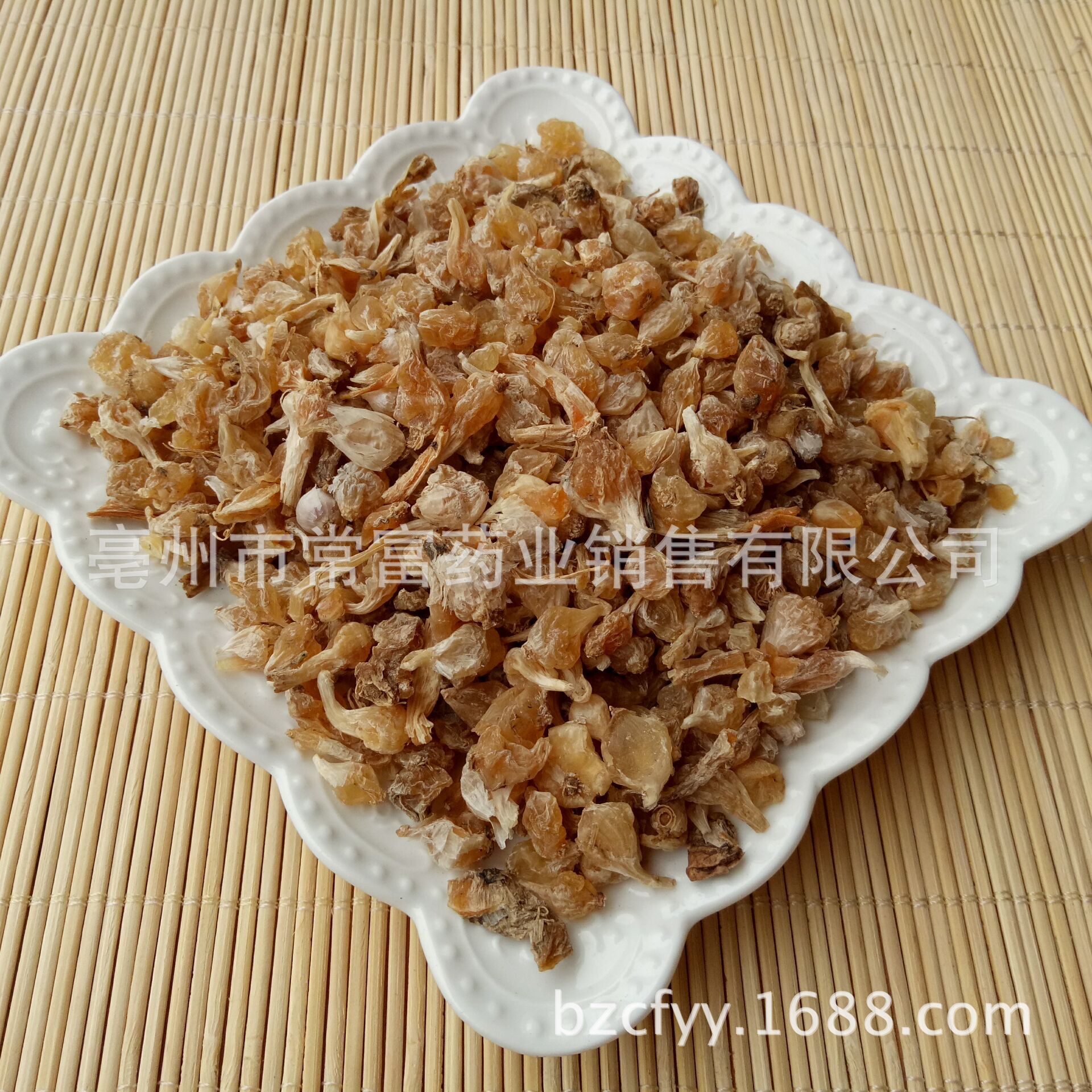 Xie Bai Dried Chinese Chive Bulb Slices 500g Traditional Herbal Ingredient for Decoctions and Culinary Use in use