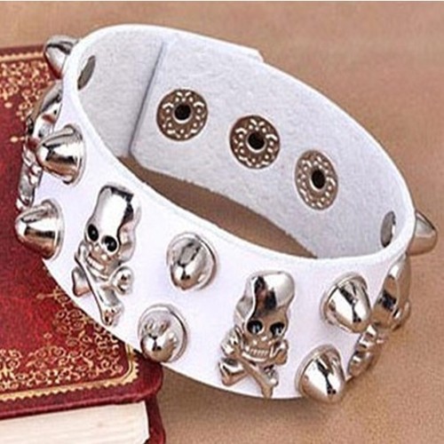 Wholesale European and American couples skull rivet combination punk retro hip-hop bracelet domineering bracelet jewelry bracelet