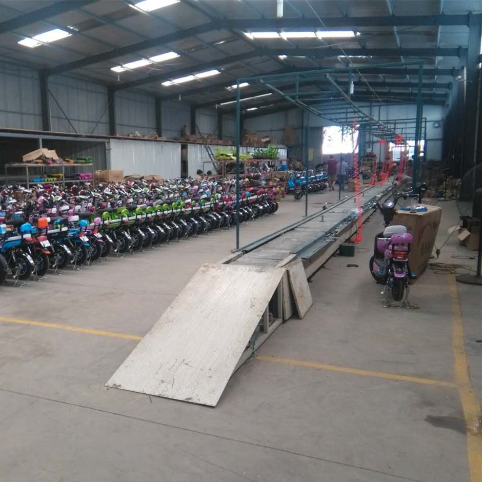 电动自行车-厂家冬季让利礼品活动促销电动两