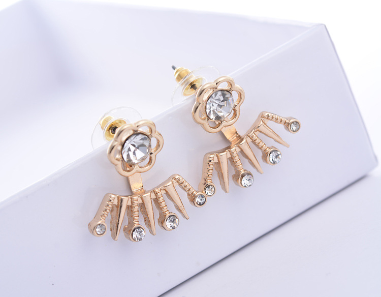 Pointed titanium steel lip stud product view
