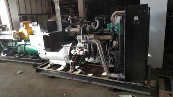 云南昆明上柴股份400KW柴油发电机组/发电机/发电机组/厂家直供