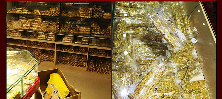 2896463547_1852806782