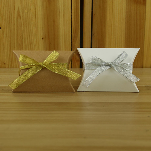 Hot-selling kraft paper pillow candy boxes, wedding candy boxes, 2 colors, factory direct sales