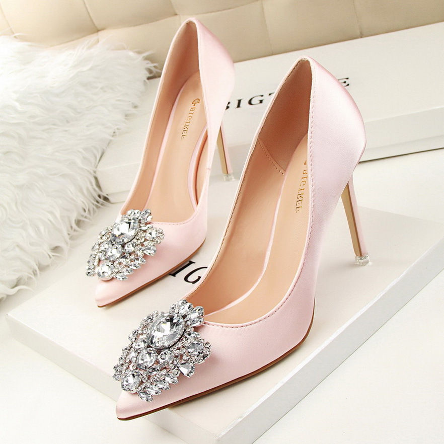 516-5 Korean diamond, women's shoes are thin with high heels, thin, shallow, pointed, shining, diamond, buckles, single shoes.