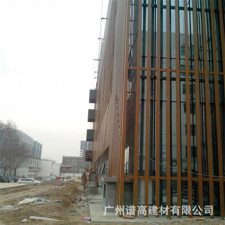 铝方通安装效果图