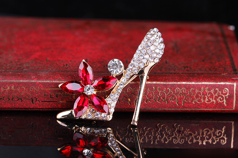 Fashion High Heel Alloy Plating Metal Artificial Rhinestones Women's Brooches display picture 4