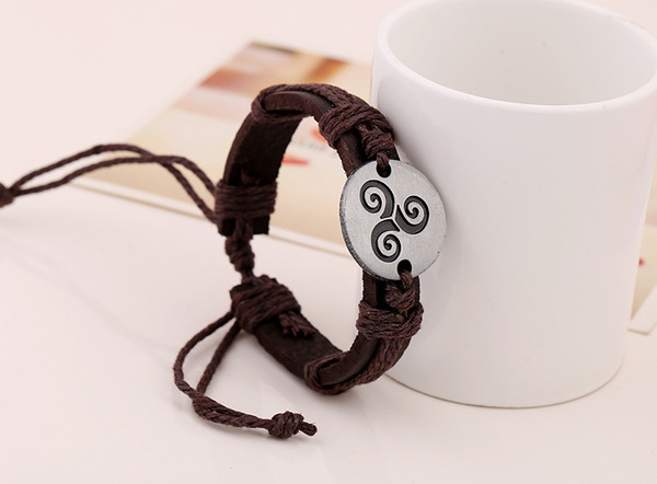 retro leather universal fashionable woven bracelet for men and women…