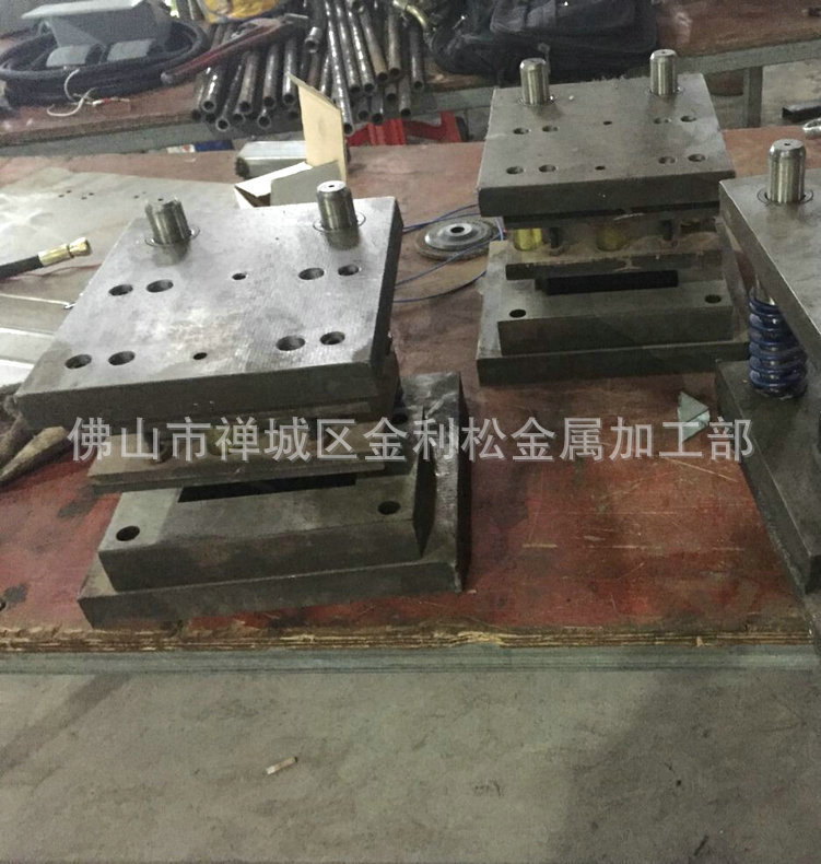 冲孔翻边,复合模,冲压翻边工艺(第2页)_大山谷图库