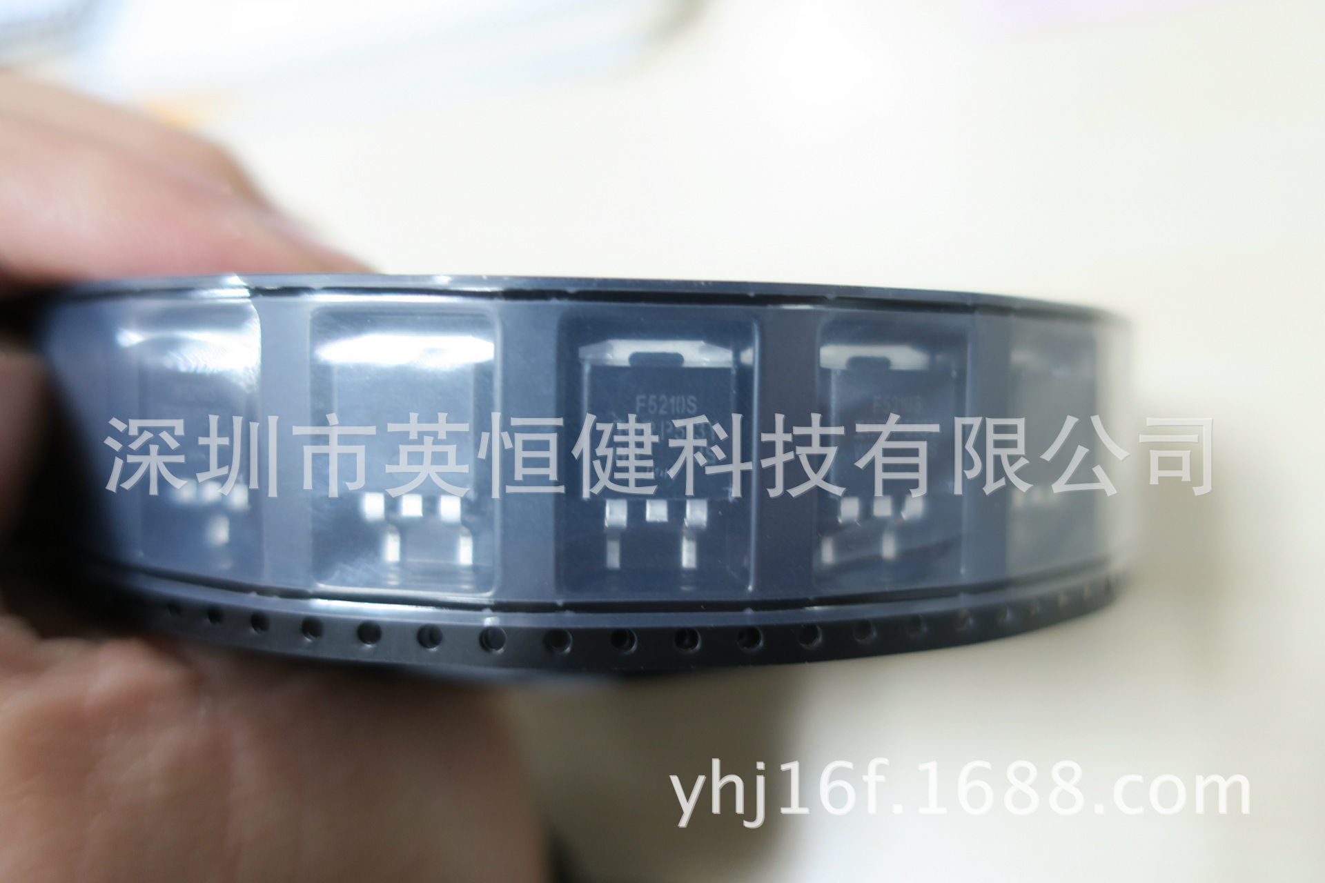 批发IRF5210STRLPBF场效应管原装正品