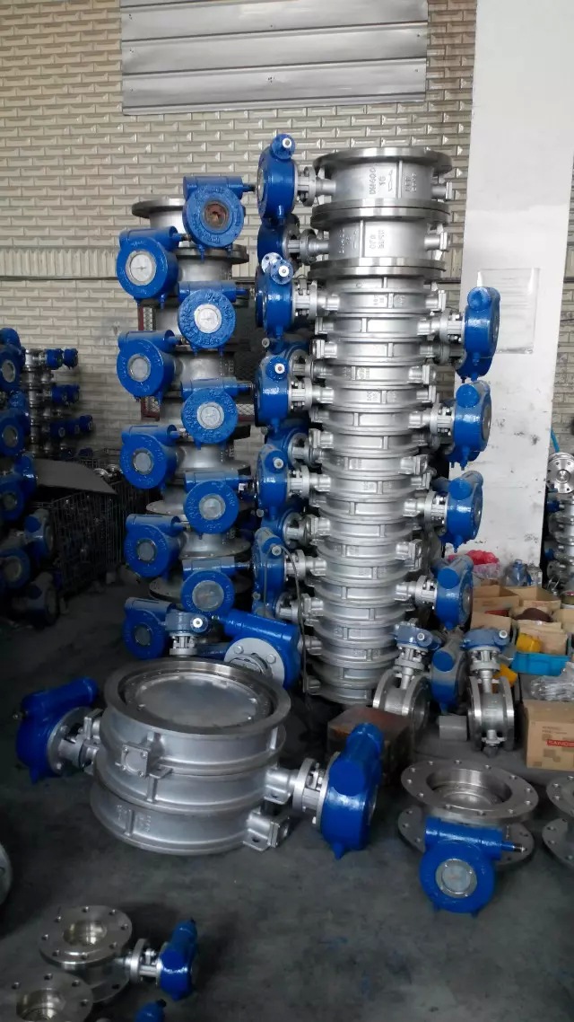 对夹硬密封蝶阀厂家,型号齐全,有现货15858042918