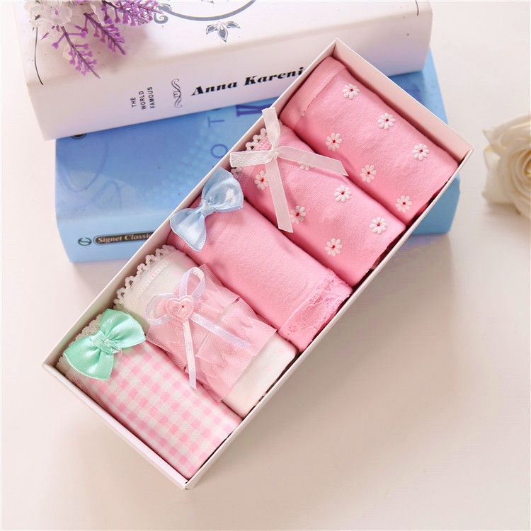 可爱卡通低腰透气女士内裤性感蝴蝶结少女三角裤i礼盒装一件代发