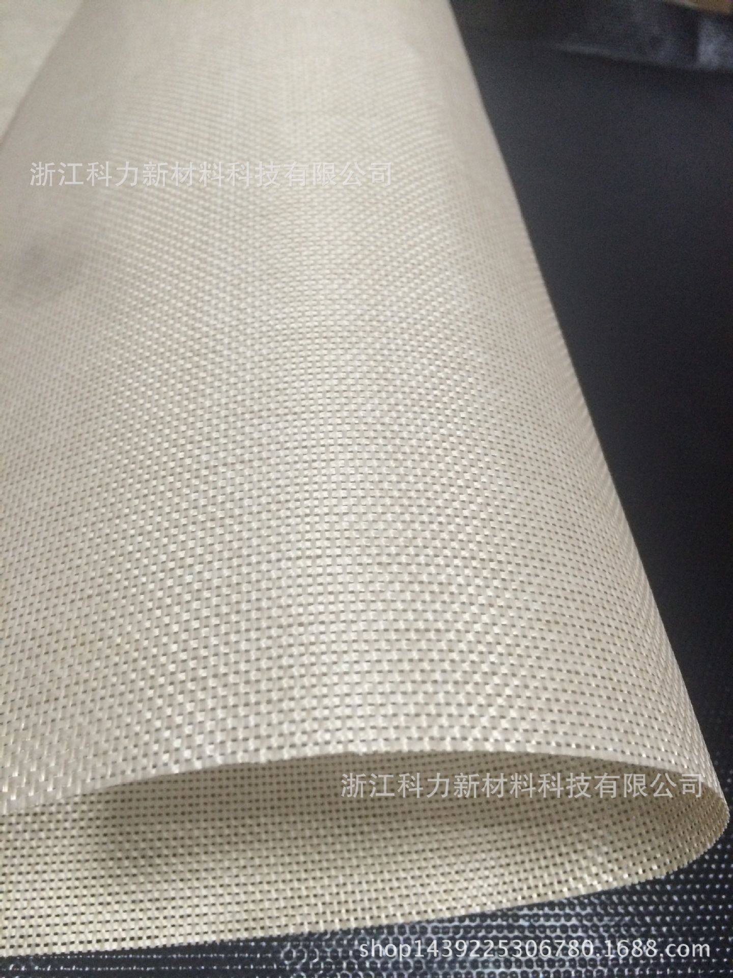 厂家热销 特氟龙高温防粘挂烫布 用于封口机包装机 1MM网格