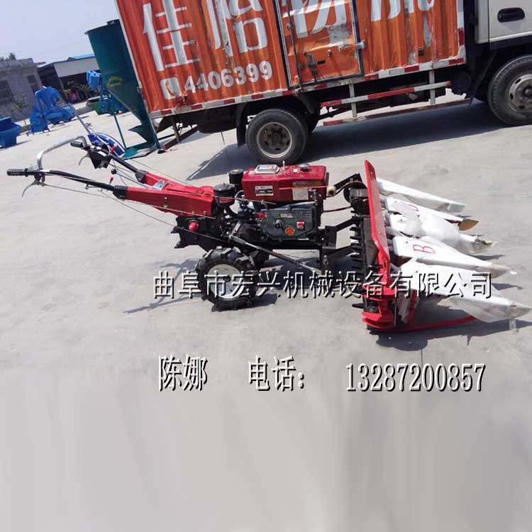 水稻收割机_青贮饲料收割机 牧草收割机图片