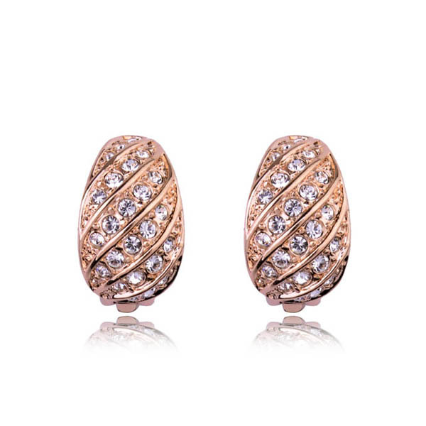 New Exquisite Full Diamond Ear Clip Fashion Ear Pin Korean Earrings Wholesale display picture 1